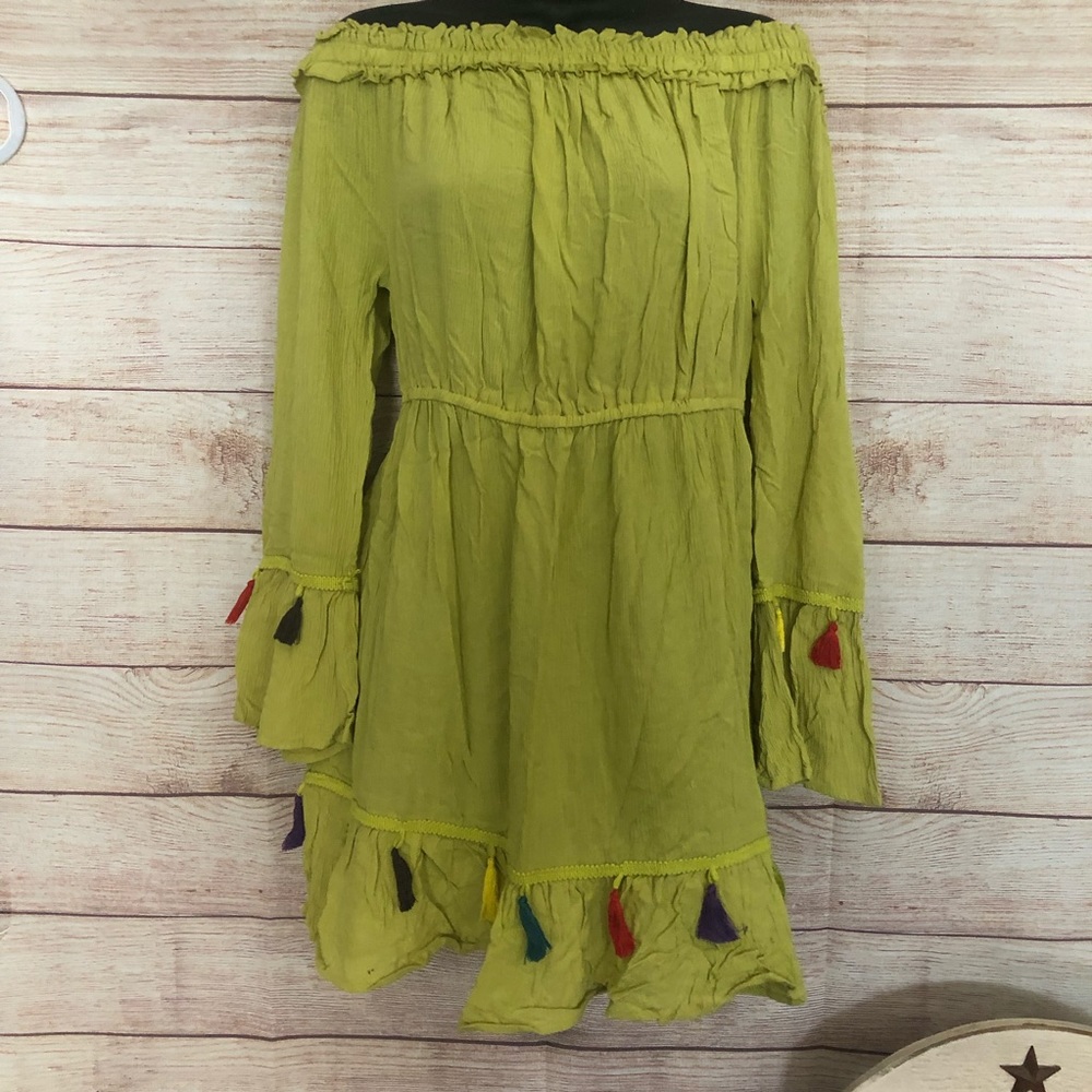Off the shoulder dress | L